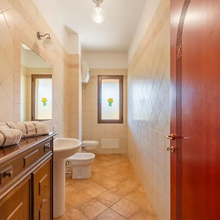 別荘 Airin House With Garden, Villasimius Center Southsardiniaholidays ヴィッラシミーウス