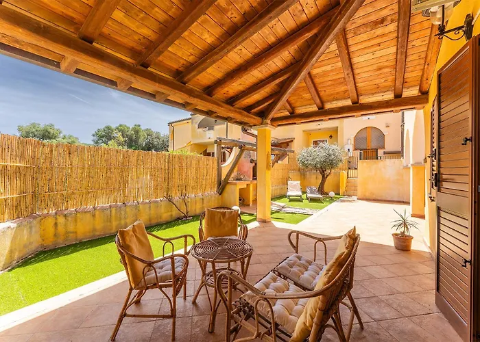 Airin House With Garden, Center Southsardiniaholidays * וילסימיוס