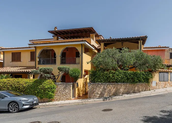 Airin House With Garden, Center Southsardiniaholidays