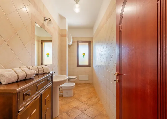 Feriehus Airin House With Garden, Center Southsardiniaholidays Villasimius